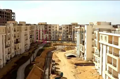 Apartment - 3 Bedrooms - 3 Bathrooms for sale in Isola Sheraton - El Saaqah St. - Sheraton Al Matar - El Nozha - Cairo