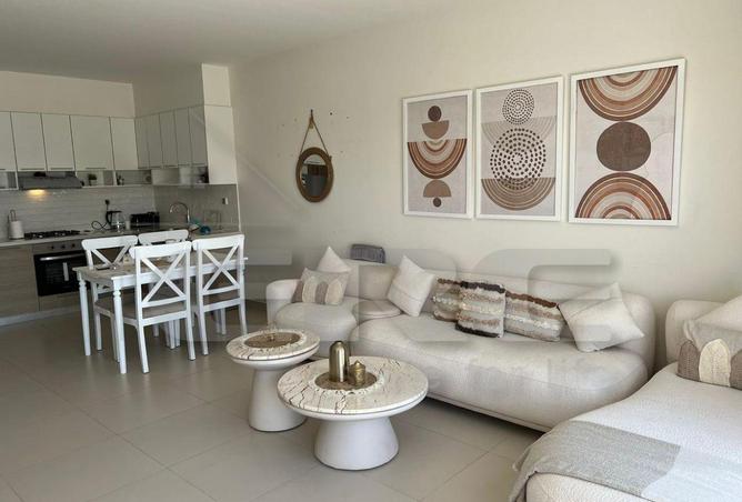 81302743 - Property Main Image