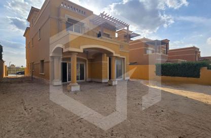 Villa - 5 Bedrooms - 4 Bathrooms for sale in Royal Meadows - Sheikh Zayed Compounds - Sheikh Zayed City - Giza