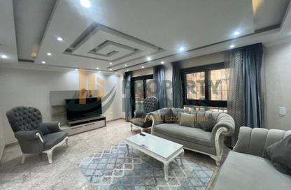 شقة - 3 - 2 للبيع في شارع شهاب - المهندسين - الجيزة شقة - 3 - 2 للبيع في شارع شهاب - المهندسين - الجيزة