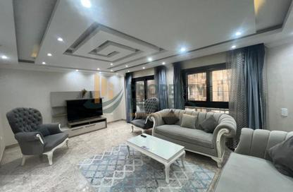 شقة - 3 - 2 للبيع في شارع شهاب - المهندسين - الجيزة شقة - 3 - 2 للبيع في شارع شهاب - المهندسين - الجيزة