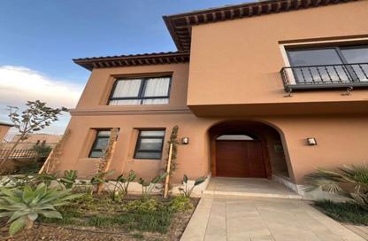Townhouse - 6 Bedrooms - 4 Bathrooms for sale in Village West - Sheikh Zayed Compounds - Sheikh Zayed City - Giza Townhouse - 6 Bedrooms - 4 Bathrooms for sale in Village West - Sheikh Zayed Compounds - Sheikh Zayed City - Giza