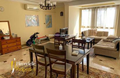 Apartment - 3 Bedrooms - 2 Bathrooms for rent in El Gezirah St. - Zamalek - Cairo