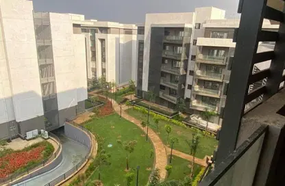 Apartment - 2 Bedrooms - 1 Bathroom for sale in Madinaty - Cairo