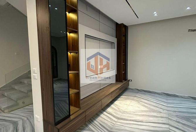 8517358 - Property Image 2