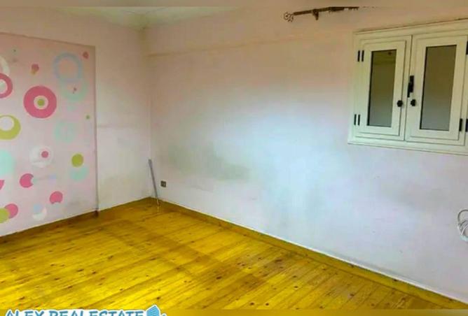 65147436 - Property Image 2