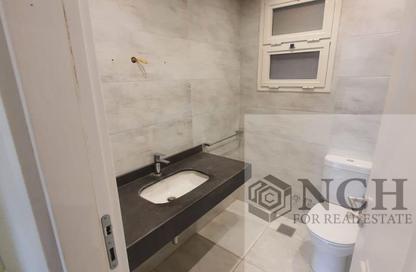Apartment - 2 Bedrooms - 2 Bathrooms for rent in Garden Residence - Hyde Park - New Cairo City - Cairo