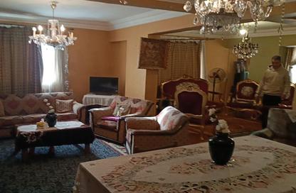 Apartment - 3 Bedrooms - 1 Bathroom for sale in Helmy Hassan Ali St. - 8th Zone - Nasr City - Cairo