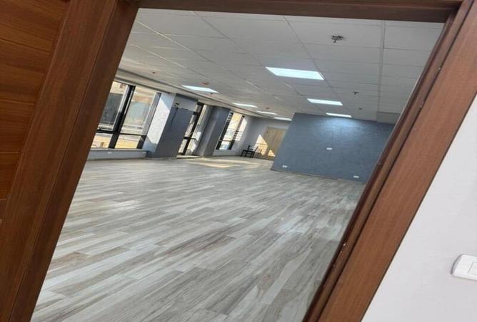 2P9MpiJAb9U - Property Image 3