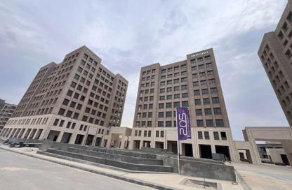 Office Space - 3 Bedrooms - 1 Bathroom for sale in Arkan Palm 205 - Sheikh Zayed Compounds - Sheikh Zayed City - Giza