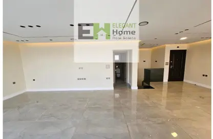 Duplex - 3 Bedrooms - 3 Bathrooms for rent in Hyde Park - New Cairo City - Cairo