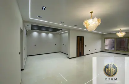 شقة - 3 غرف نوم - 2 حمامات للايجار في شارع رقم 66 - الحي الثاني - التجمع الخامس - مدينة القاهرة الجديدة - القاهرة