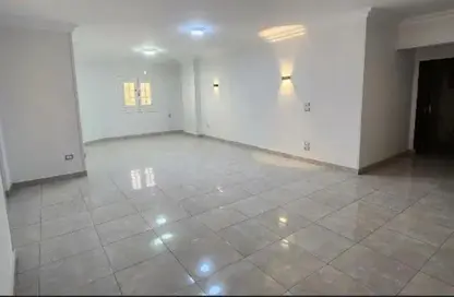 شقة - 3 غرف نوم - 2 حمامات للايجار في عمارات البنفسج - البنفسج - مدينة القاهرة الجديدة - القاهرة