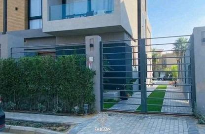 Villa - 4 Bedrooms - 3 Bathrooms for sale in Al Patio 5 East - El Patio - El Shorouk Compounds - Shorouk City - Cairo Villa - 4 Bedrooms - 3 Bathrooms for sale in Al Patio 5 East - El Patio - El Shorouk Compounds - Shorouk City - Cairo