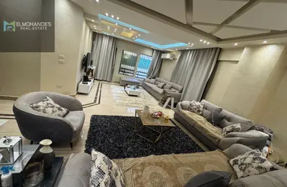 شقة - 2 غرف نوم - 3 حمامات للبيع في حديقة النادي - كمبوندات التجمع الخامس - التجمع الخامس - مدينة القاهرة الجديدة - القاهرة