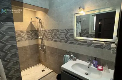 شقة - 2 غرف نوم - 3 حمامات للبيع في حديقة النادي - كمبوندات التجمع الخامس - التجمع الخامس - مدينة القاهرة الجديدة - القاهرة