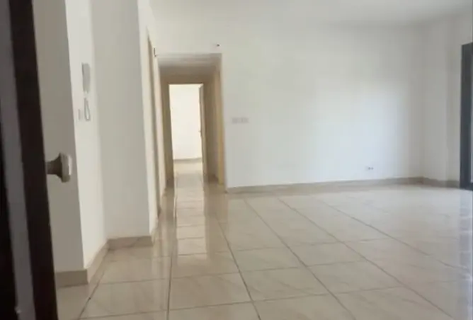 98828830 - Property Image 3