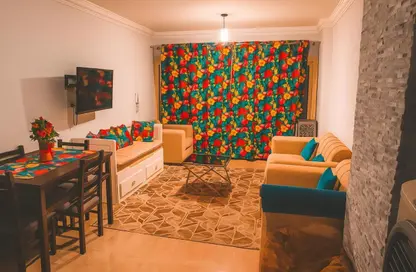 شقة - 2 غرف نوم - 1 حمام للبيع في الحي السابع - الشيخ زايد - الجيزة