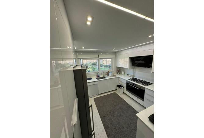 2OflE848zXE - Property Image 3