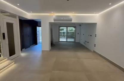 Villa - 4 - 4 for sale in Al Patio 5 East - El Patio - El Shorouk Compounds - Shorouk City - Cairo