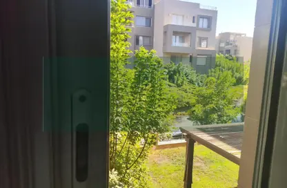 شقة - 2 غرف نوم - 2 حمامات للبيع في فيلدج جيت - المستثمرين الجنوبية - مدينة القاهرة الجديدة - القاهرة