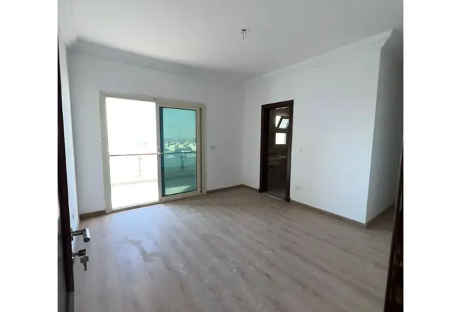 111038799 - Property Image 2