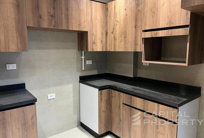 99384233 - Property Image 3