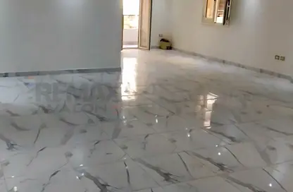Apartment - 3 Bedrooms - 3 Bathrooms for rent in Smouha - Hay Sharq - Alexandria