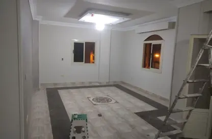 Apartment - 3 Bedrooms - 2 Bathrooms for rent in Al Shaheed Ibrahim Ahmed St. - The 1st Settlement - New Cairo City - Cairo Apartment - 3 Bedrooms - 2 Bathrooms for rent in Al Shaheed Ibrahim Ahmed St. - The 1st Settlement - New Cairo City - Cairo