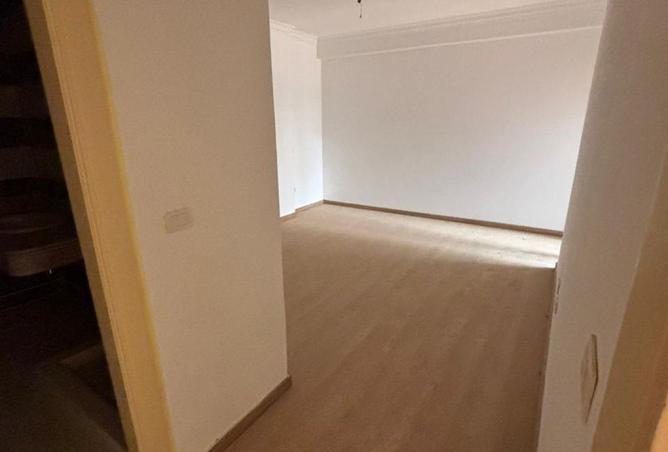 8714102 - Property Image 2