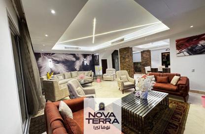 Villa - 4 Bedrooms - 5 Bathrooms for sale in Beverly Hills - Sheikh Zayed Compounds - Sheikh Zayed City - Giza