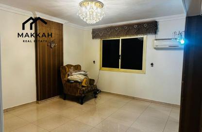Apartment - 2 Bedrooms - 1 Bathroom for rent in Salah Salem St. - Roxy - Heliopolis - Masr El Gedida - Cairo