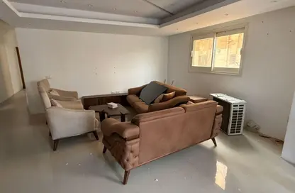 شقة - 2 غرف نوم - 2 حمامات للايجار في طريق بيفرلي هيلز - الحي السابع عشر - الشيخ زايد - الجيزة