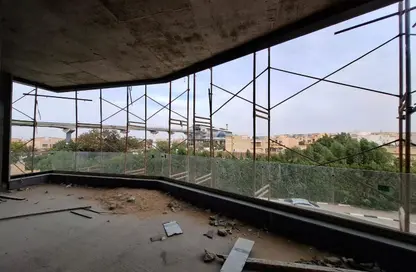 Shop - Studio - 1 Bathroom for rent in One Golden Square Mall - The 5th Settlement - New Cairo City - Cairo