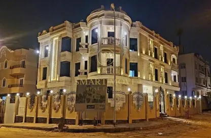 Apartment - 4 Bedrooms - 4 Bathrooms for sale in El Koronfel - The 5th Settlement - New Cairo City - Cairo