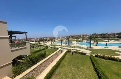 منزل مزدوج - 4 غرف نوم - 3 حمامات للبيع في لافيستا جاردنز - لافيستا - العين السخنة - السويس