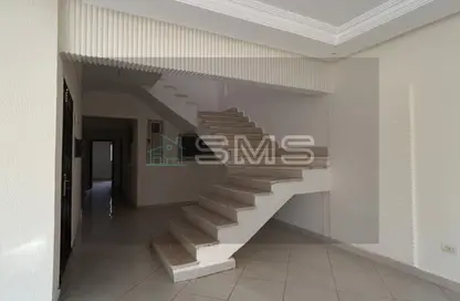 دوبلكس - 5 غرف نوم - 3 حمامات للايجار في شارع عمر خورشيد - البنفسج 10 - البنفسج - مدينة القاهرة الجديدة - القاهرة