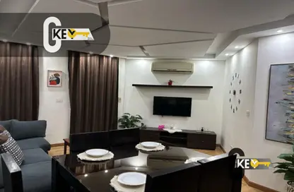Apartment - 2 Bedrooms - 1 Bathroom for rent in Talaat Mostafa St. - Rehab City Fifth Phase - Al Rehab - New Cairo City - Cairo