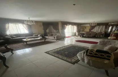 Apartment - 3 Bedrooms - 3 Bathrooms for sale in Omar Ibn Al Khattab St. - Rehab City Forth Phase - Al Rehab - New Cairo City - Cairo