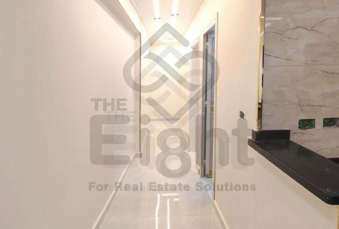 102071136 - Property Image 3