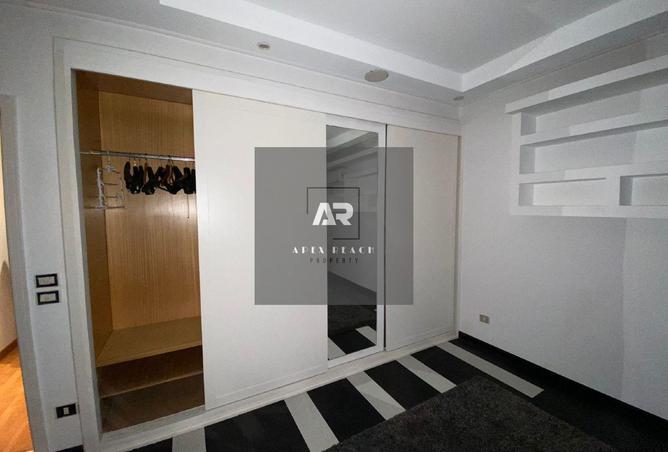 74026979 - Property Image 2