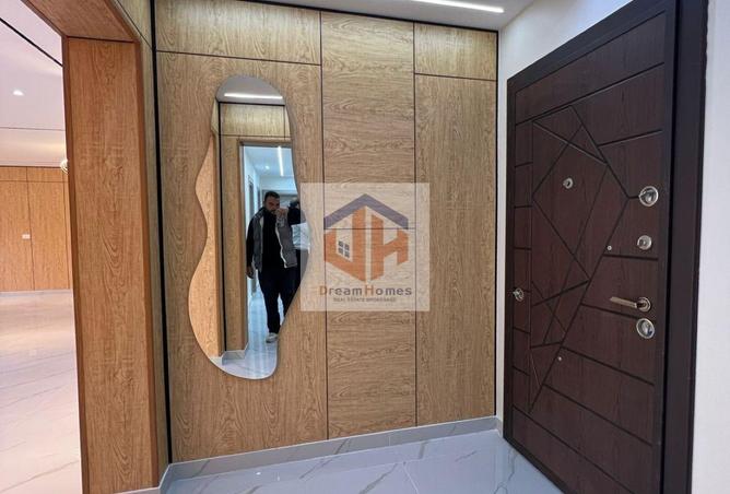 8599099 - Property Image 2