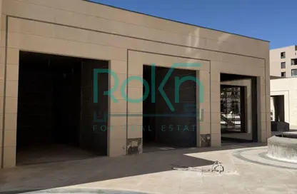 Shop - Studio - 3 Bathrooms for rent in Arkan Plaza - 26th of July Corridor - Sheikh Zayed City - Giza