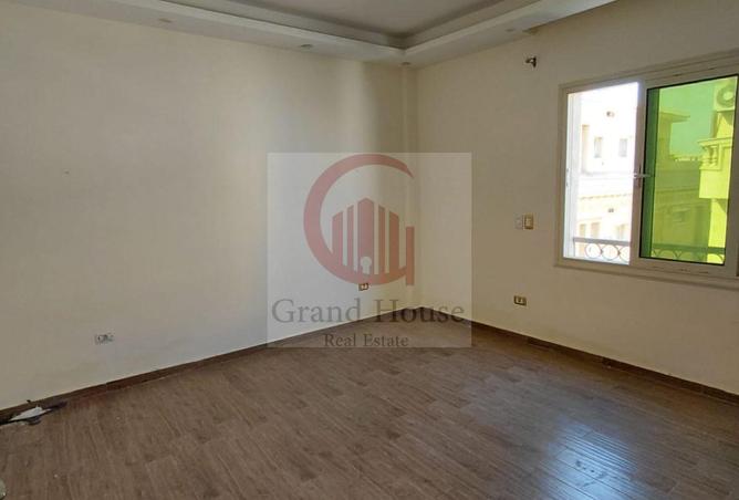 74321085 - Property Image 2