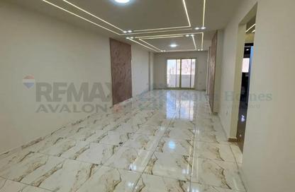 Apartment - 3 - 2 for sale in Fleming - Hay Sharq - Alexandria