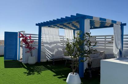 Chalet - 2 Bedrooms - 2 Bathrooms for sale in Mountain View - Ras Al Hekma - North Coast