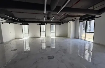 Office Space - 3 Bedrooms - 2 Bathrooms for rent in Hyde Park - New Cairo City - Cairo