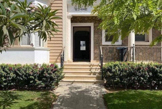 62165287 - Property Main Image