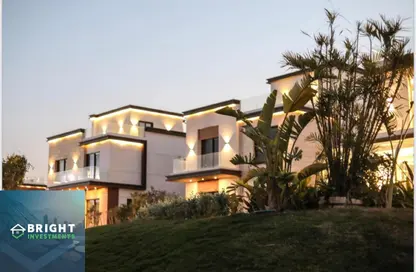 Villa - 3 Bedrooms - 3 Bathrooms for sale in Azzar - 5th Settlement Compounds - The 5th Settlement - New Cairo City - Cairo