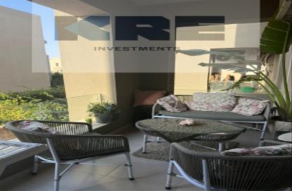 Apartment - 2 Bedrooms - 2 Bathrooms for sale in Palm Hills Village Gate - South Investors Area - New Cairo City - Cairo